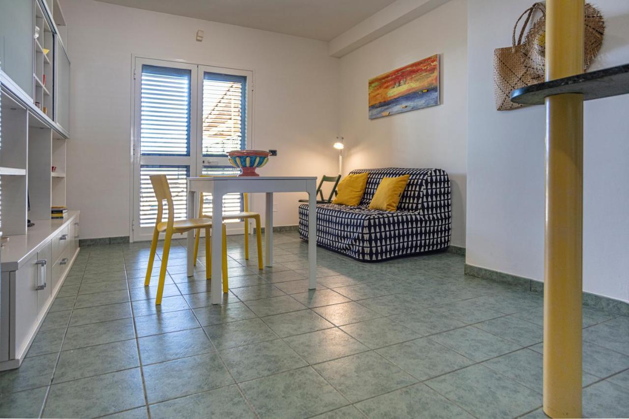 Marinella Sul Mare Villa Punta Secca Luaran gambar